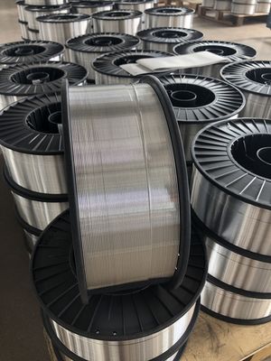 Contido de fluxo padrão E71T-GS Filho de soldagem sem gás de aço carbono Filho MIG para personalização