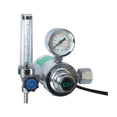 Pressão máxima de entrada 4000 Psi Regulador de cilindros de oxigênio médico de alta precisão de fluxo CGA540