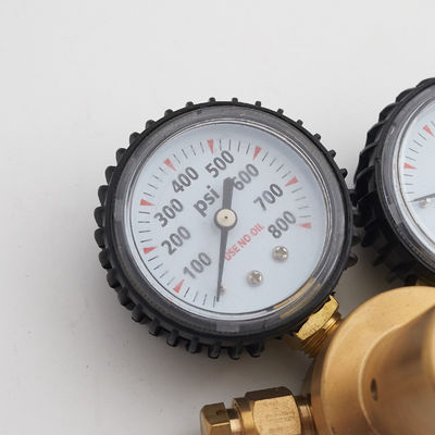 Regulador de solda de dióxido de carbono seguro com estrutura de segurança e regulação de tensão