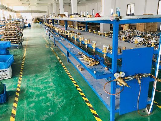 Válvulas solenoides Aquários Regulador de gás CO2 com pressão de saída 3500PSI e tanque de peixe