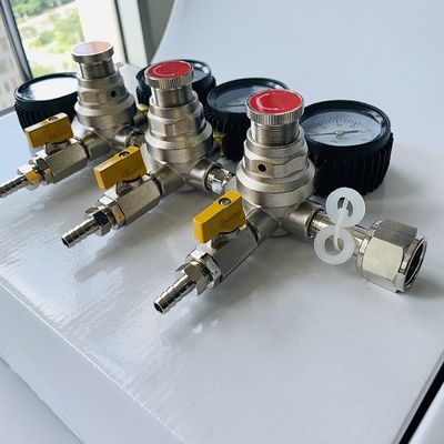 Home Cerveja Regulador de duplo gauge superior de CO2 com válvula de segurança de alívio de pressão