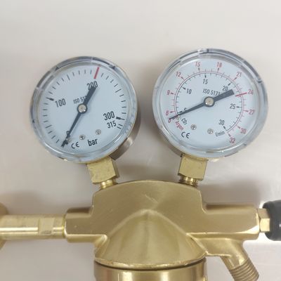 Regulador de alta pressão do tipo Itália de carga pesada com medidor duplex e conforme com a norma ISO9001