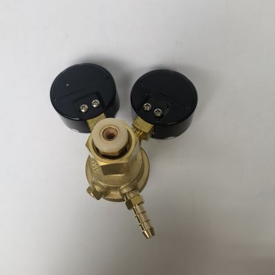Regulador de gás de cabeça dupla para redução de pressão personalizada em ambientes industriais