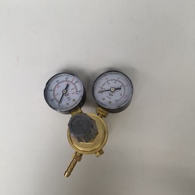 Regulador de gás de cabeça dupla para redução de pressão personalizada em ambientes industriais